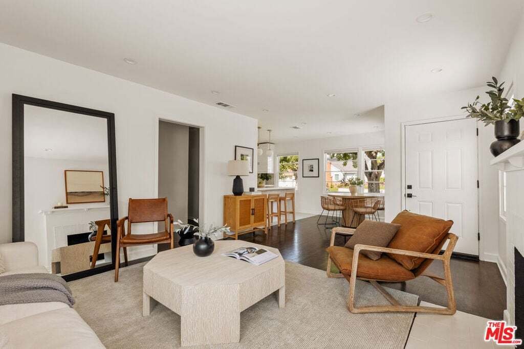 House in Los Angeles, California, United States 3 - 18952225