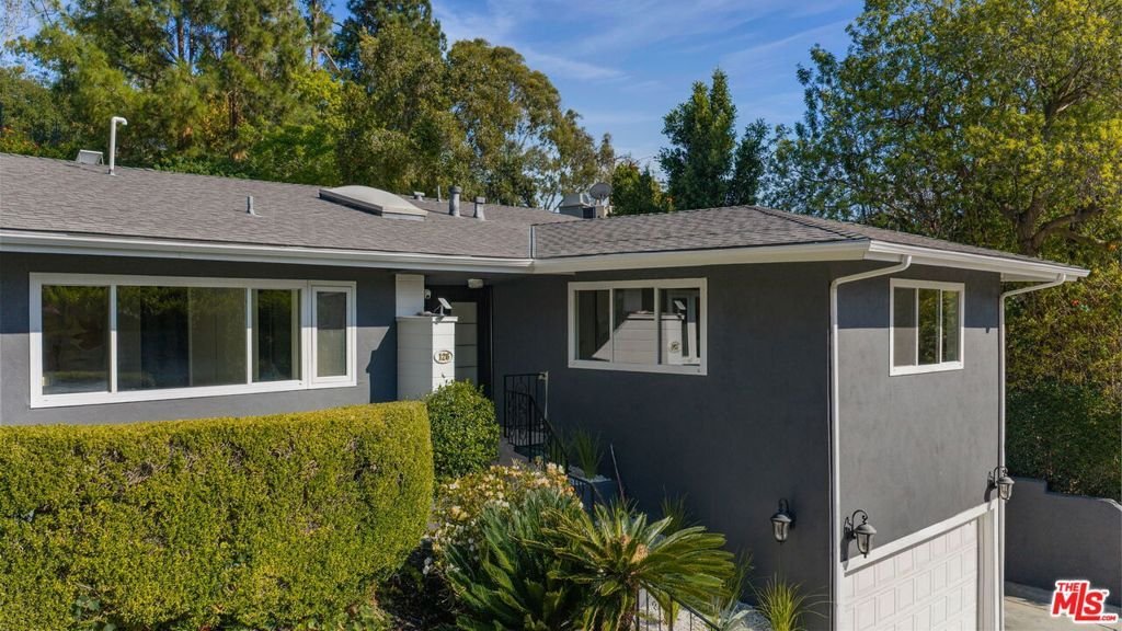 House in Los Angeles, California, United States 1 - 18952177