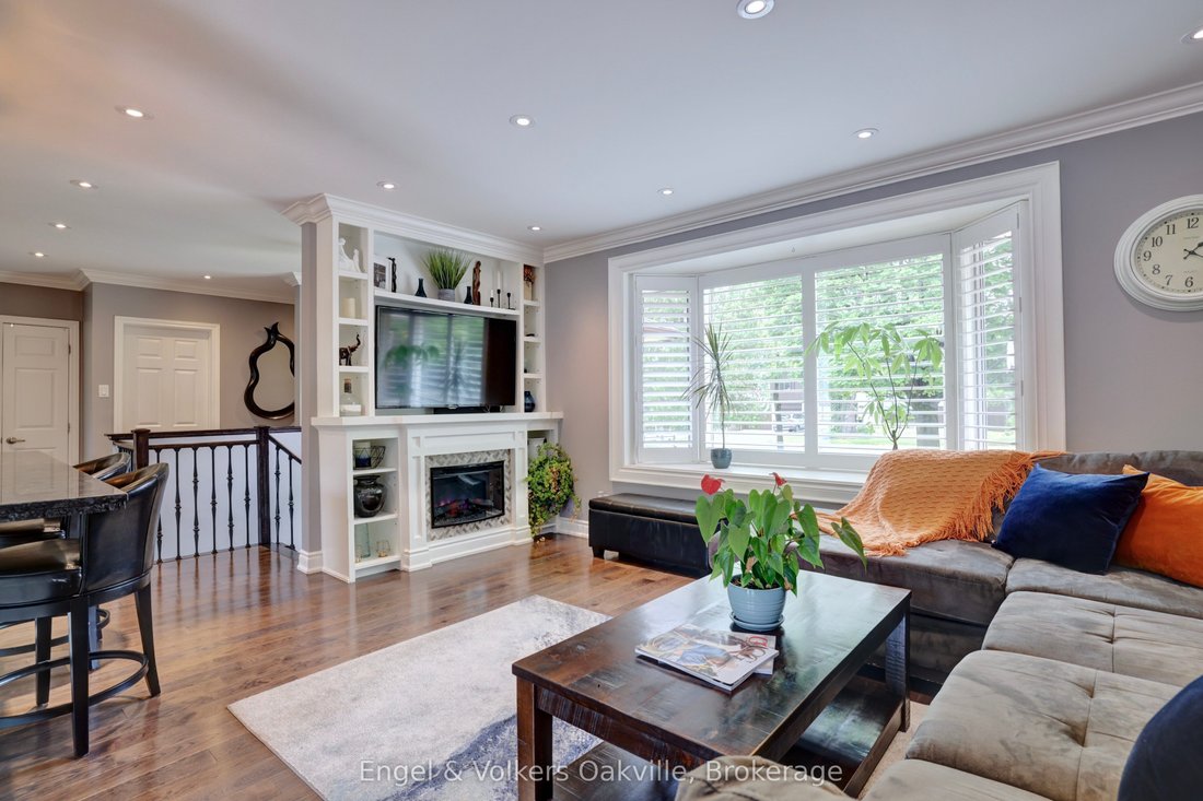 House in Oakville, Ontario, Canada 5 - 18954428