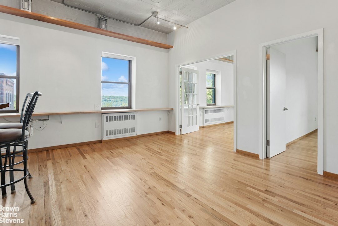 Co Op in New York, New York, United States 4 - 18948549