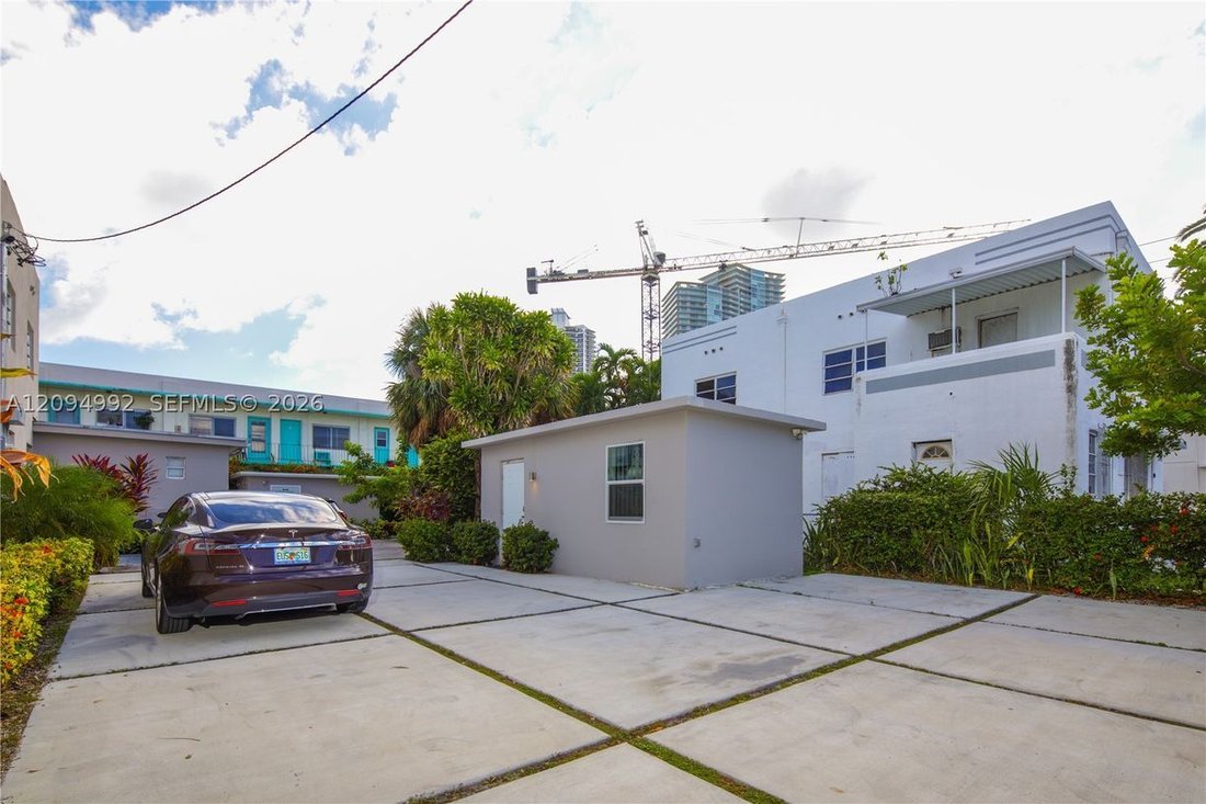 Miami Beach, Florida, United States 2 - 18950872