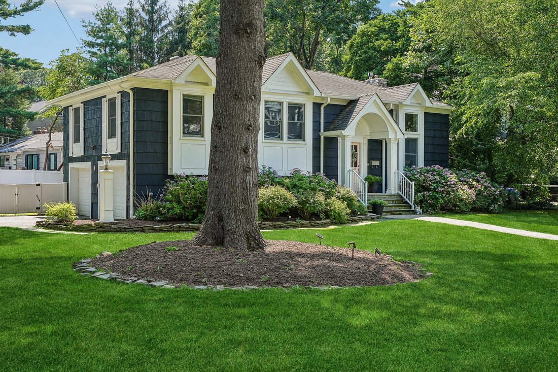 House in Montclair, New Jersey, United States 2 - 18950839