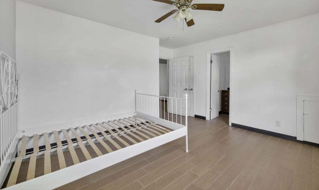 Houston, Texas, United States 4 - 18953062