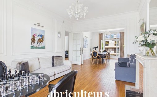 Apartment in Daumesnil, Saint-Mande, France 1