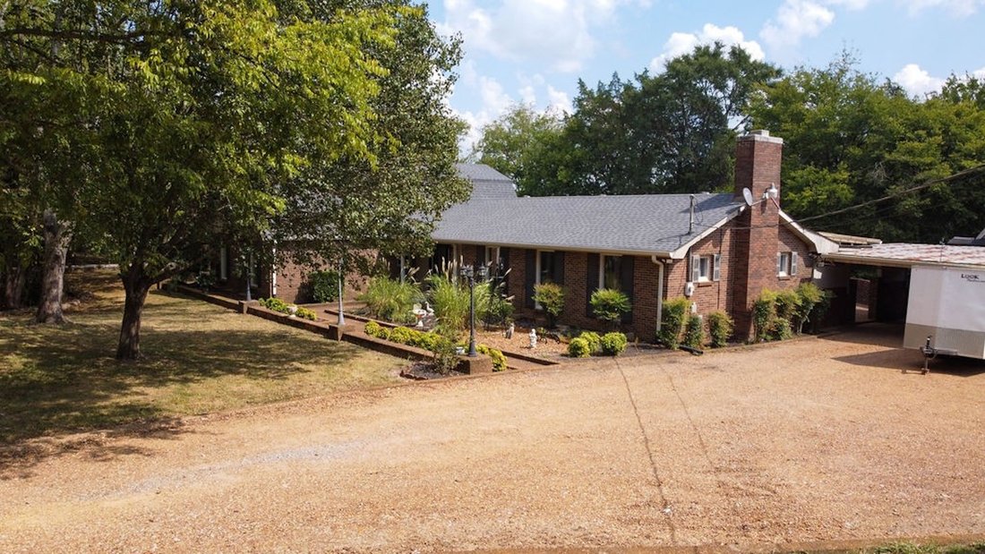 House in Lebanon, Tennessee, United States 1 - 18950711