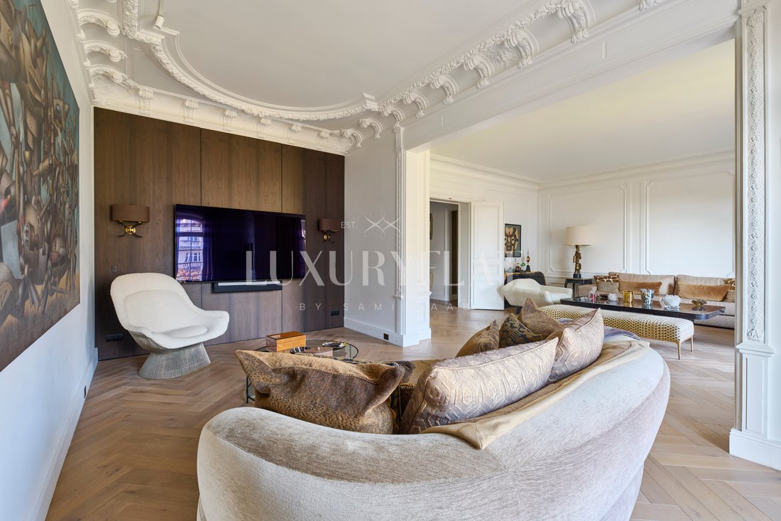 Apartment in Bois de Boulogne, Paris 16e Arrondissement, Paris 5 - 18950085