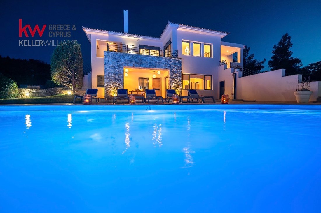 House in Oropos, Attica, Greece 2 - 18949461