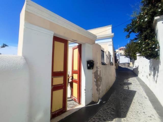 Estate in Thira, Aegean, Greece 1 - 18952003