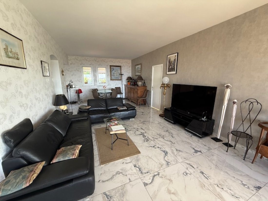 Villa in Bandol, Provence-Alpes-Côte d'Azur, France 5 - 15653841