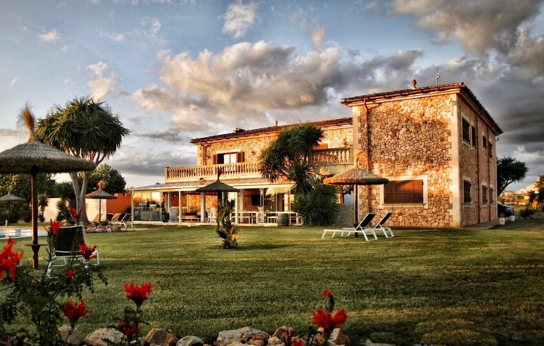 Finca in Llucmajor, Balearic Islands, Spain 5 - 18954245