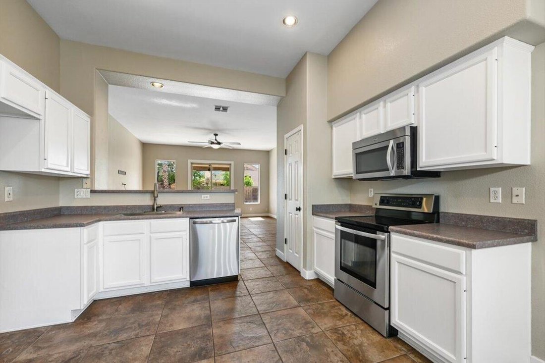 House in Chandler, Arizona, United States 3 - 18951438