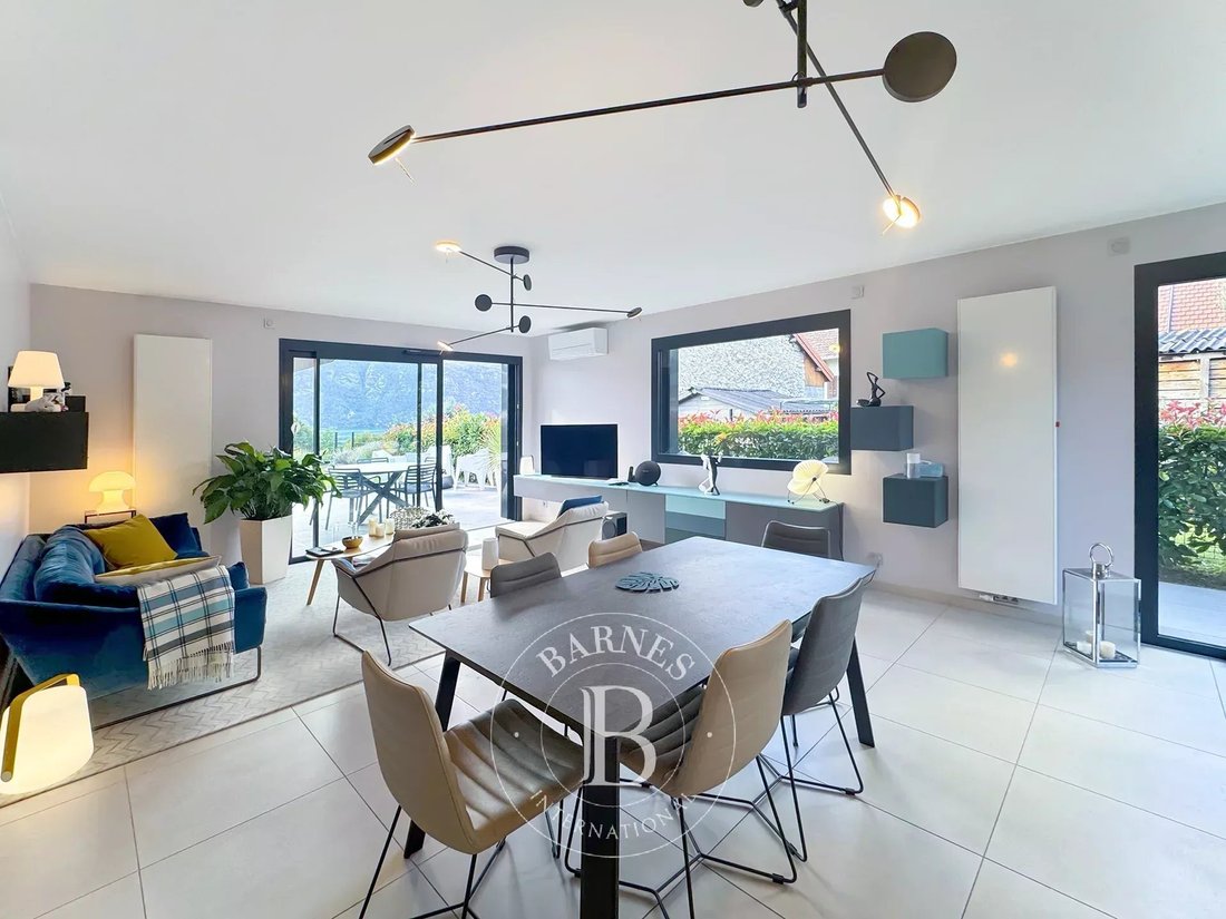 Apartment in Brison-Saint-Innocent, Auvergne-Rhône-Alpes, France 3 - 18950060