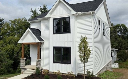 House in West View, Pennsylvania, United States 1