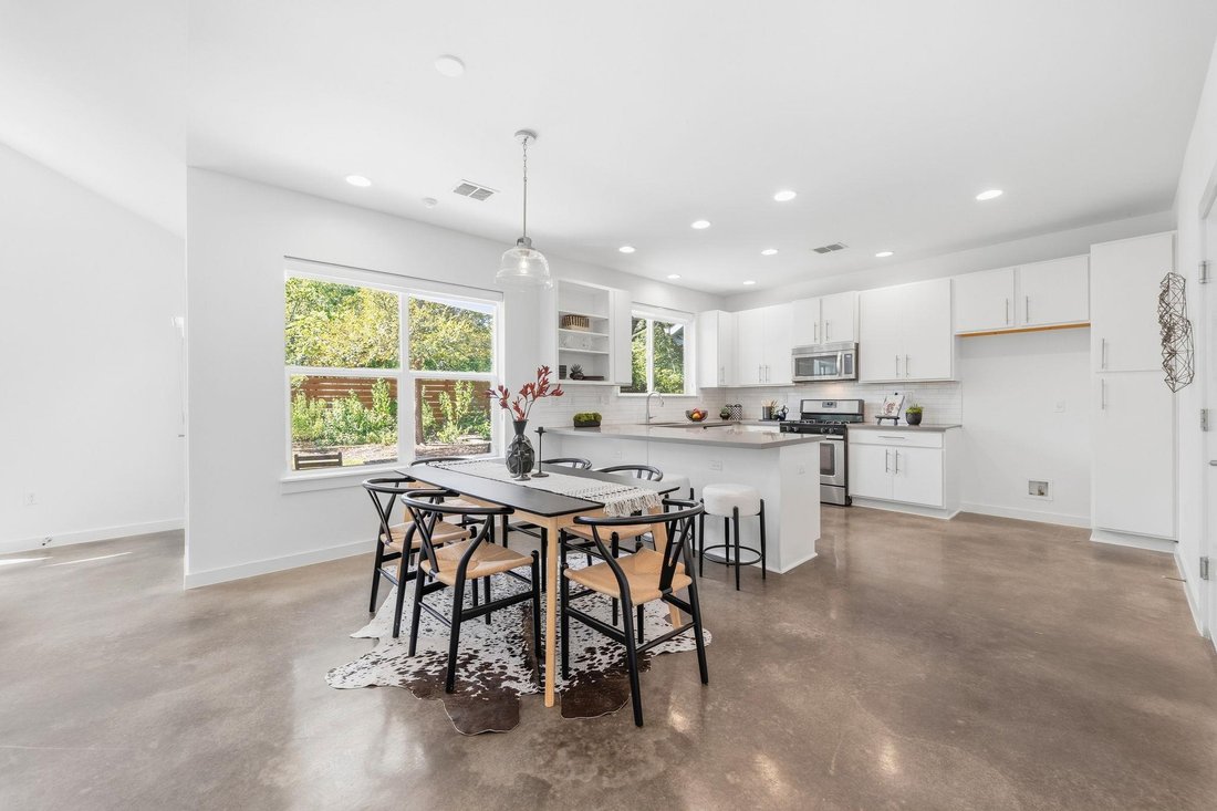 House in Austin, Texas, United States 5 - 18948808