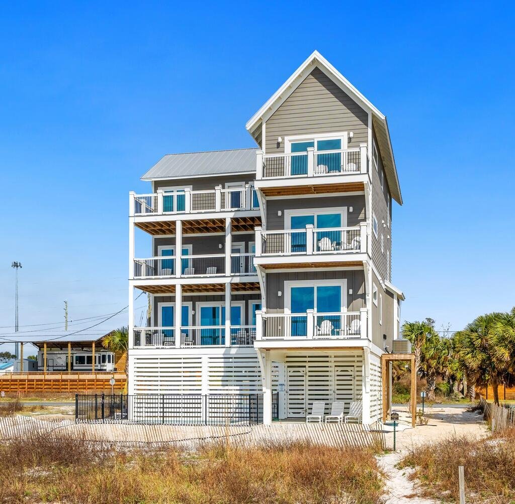 House in Port St. Joe, Florida, United States 1 - 18942259