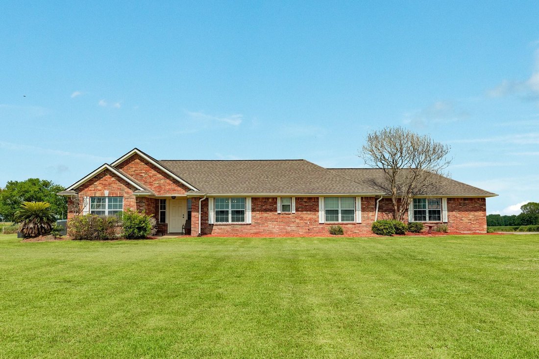 House in Angleton, Texas, United States 1 - 18949277