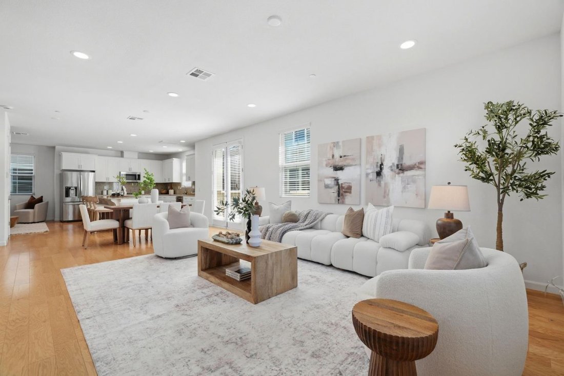 Townhouse in Milpitas, California, United States 3 - 18953226