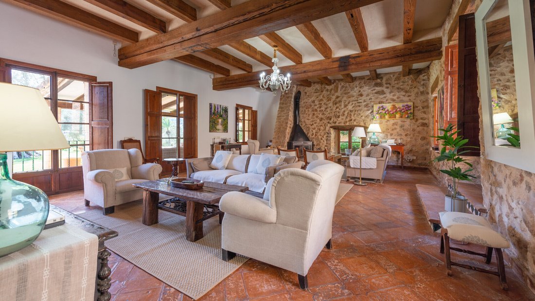 Finca in Puigpunyent, Balearic Islands, Spain 5 - 18949645