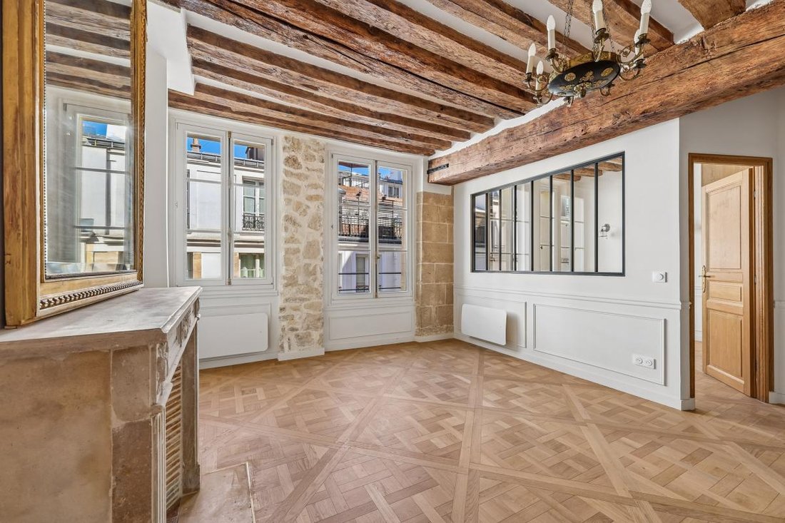 Apartment in Île Saint Louis, Paris 4e Arrondissement, Paris 2 - 18954549