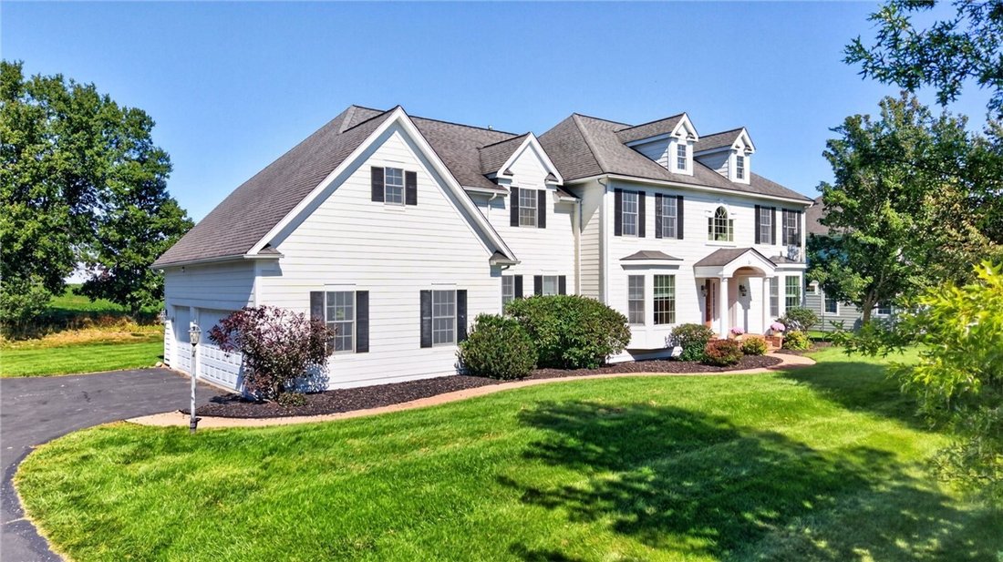 House in Pittsford, New York, United States 4 - 18954100