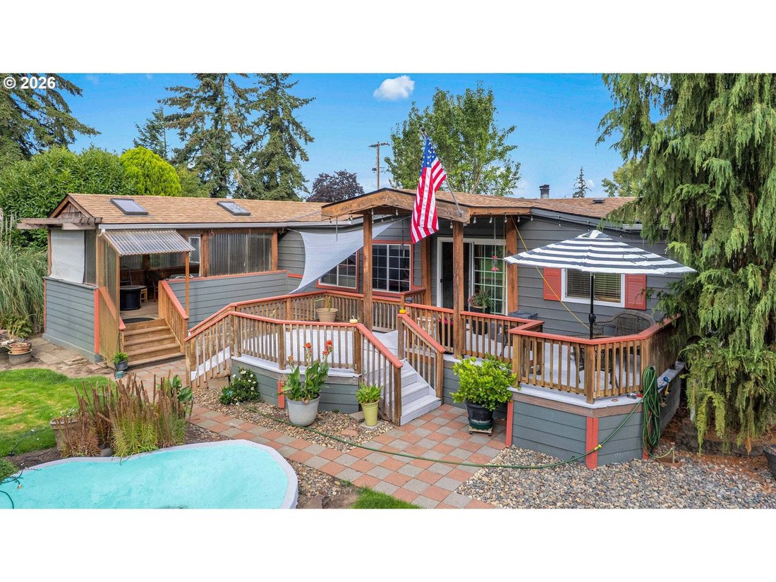 Woodburn, Oregon, United States 1 - 18950656