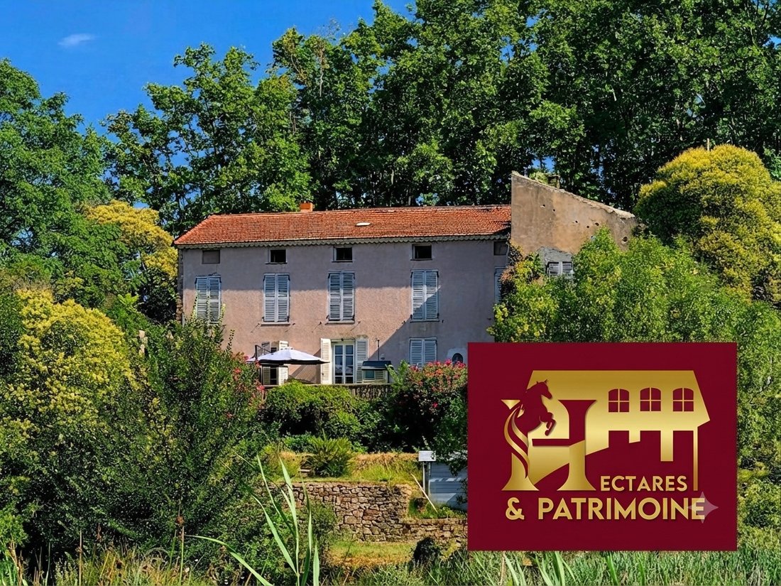 House in Partie Nord-Ferrieres-Cadenades-Rouviere, Le Muy, France 1 - 18950084