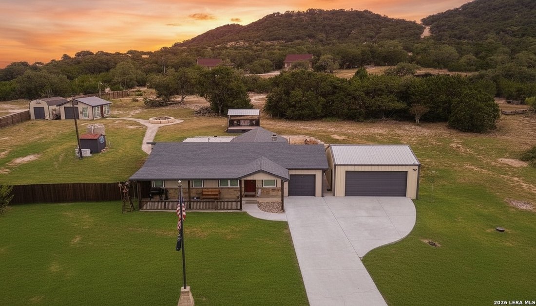 Farm Ranch in Pipe Creek, Texas, United States 2 - 18954019