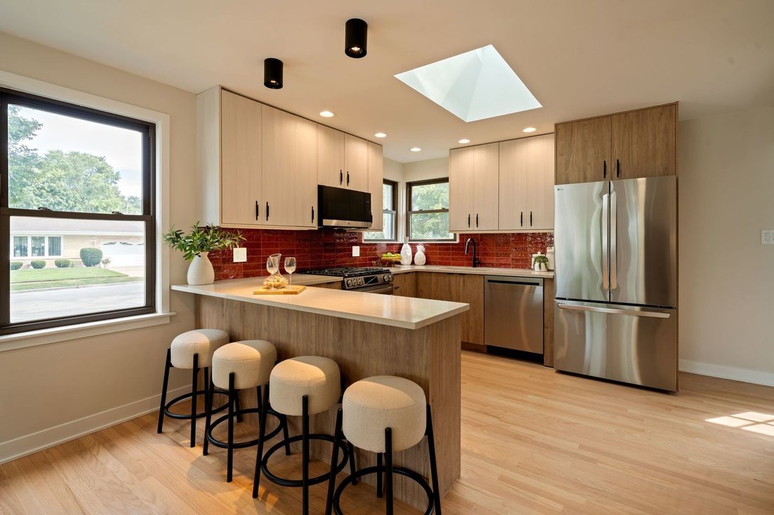 House in Skokie, Illinois, United States 5 - 18953275
