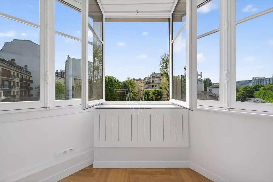 Apartment in Saint James-Delabordère, Neuilly-sur-Seine, France 3 - 18948869