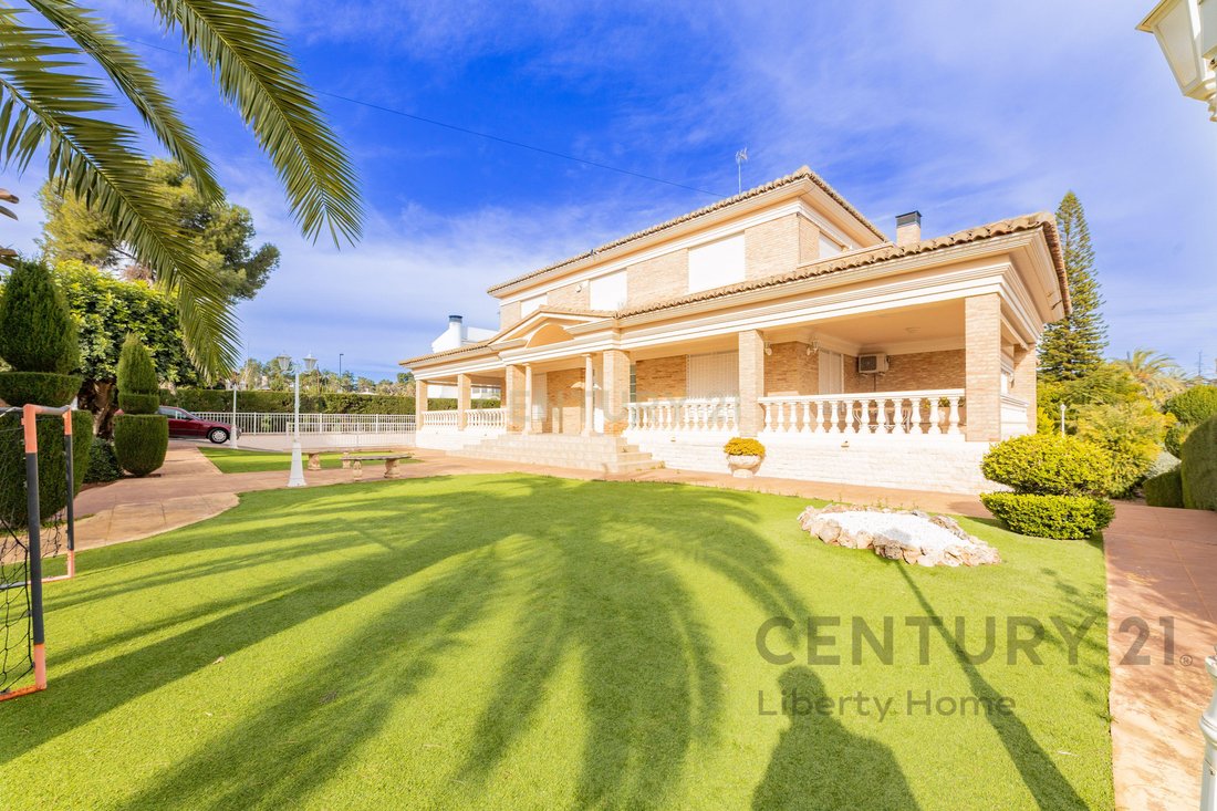 Villa in Torrent, Valencian Community, Spain 4 - 18954312