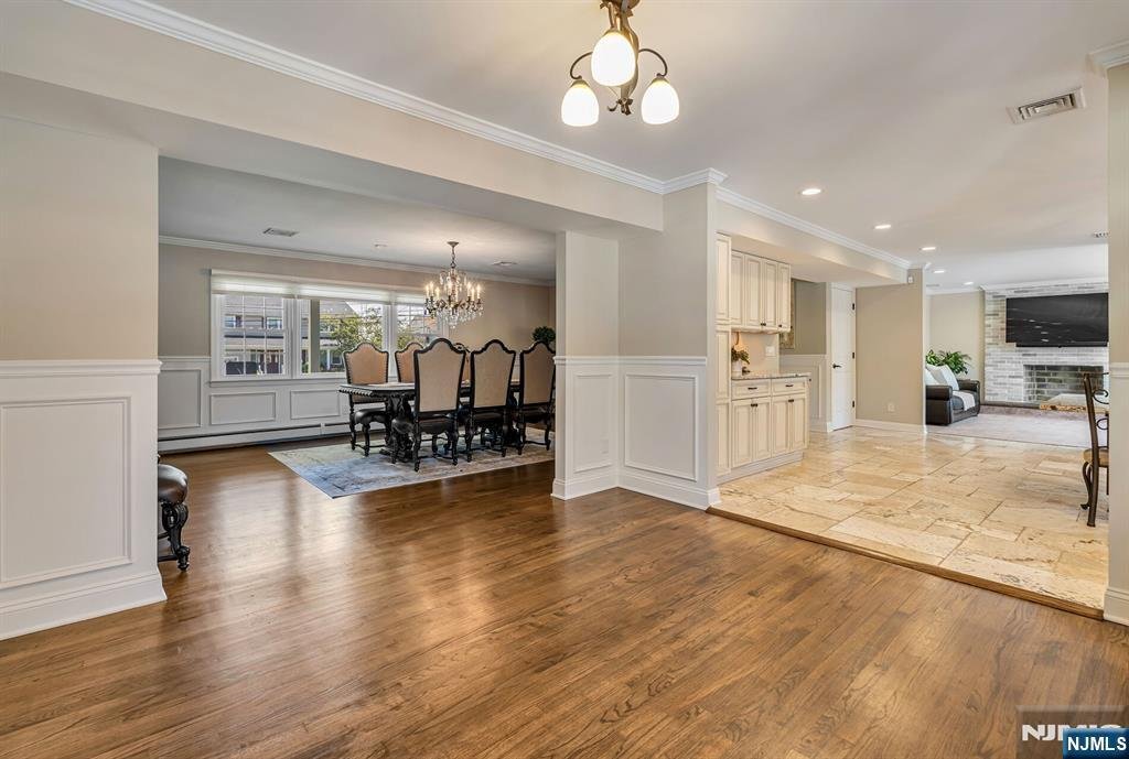 House in Clifton, New Jersey, United States 4 - 18948951