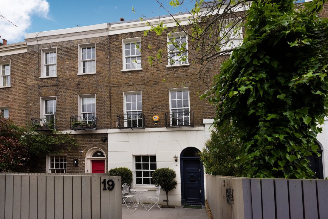 House in St John's Wood, Westminster, England 1 - 18948674