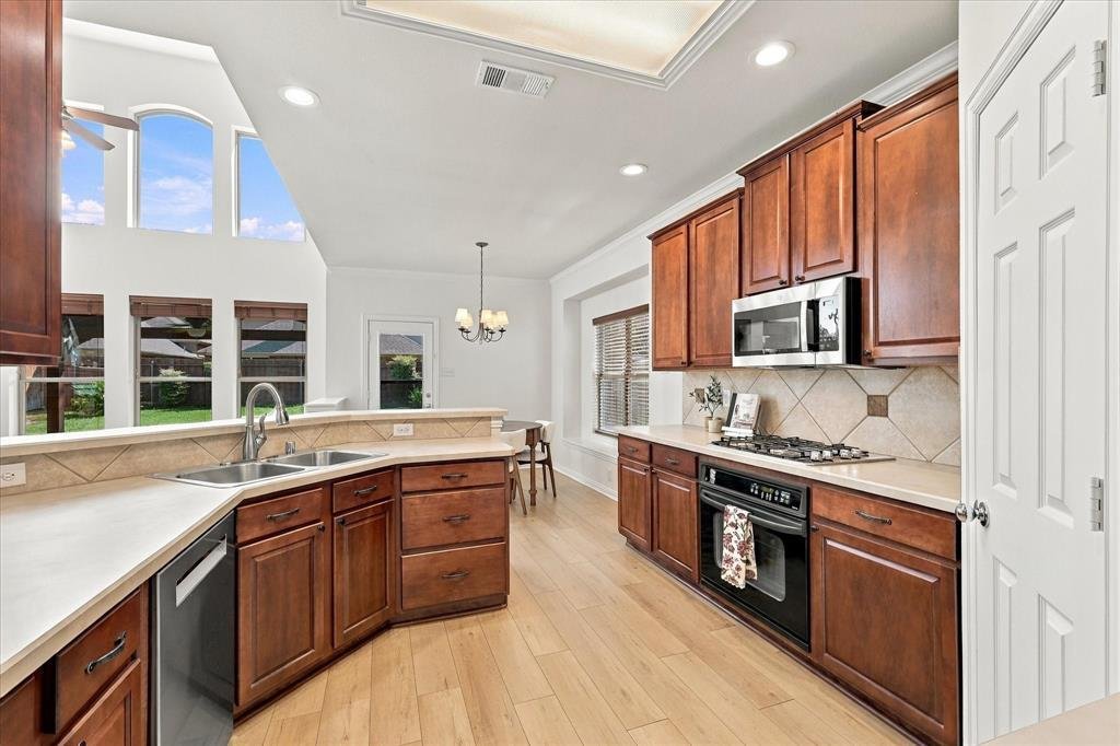 House in Lewisville, Texas, United States 5 - 18953685