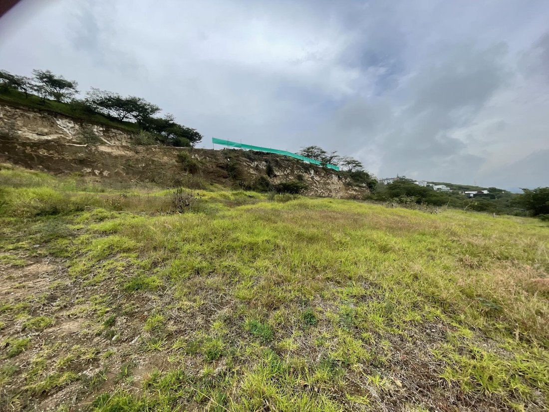 Land in Quito, Pichincha, Ecuador 4 - 18949416