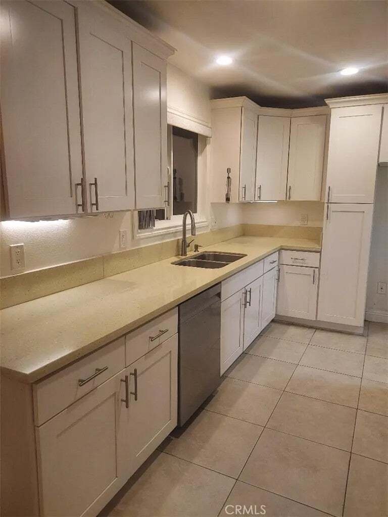 House in El Monte, California, United States 4 - 18953905