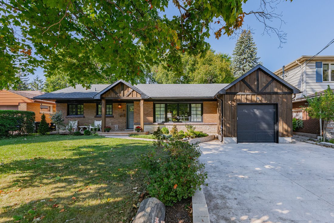 House in Cambridge, Ontario, Canada 1 - 18950894