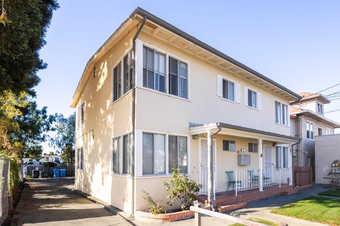 Burlingame, California, United States 2 - 18953246