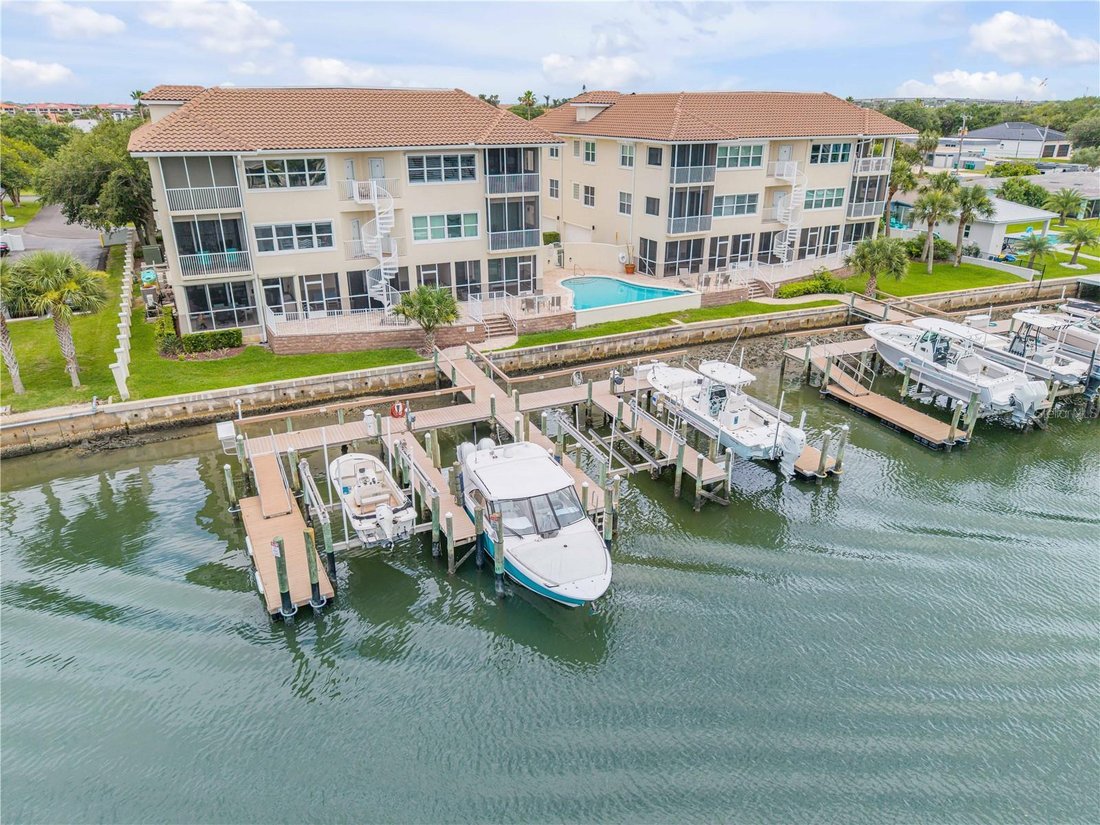 Condo in New Smyrna Beach, Florida, United States 1 - 18949078