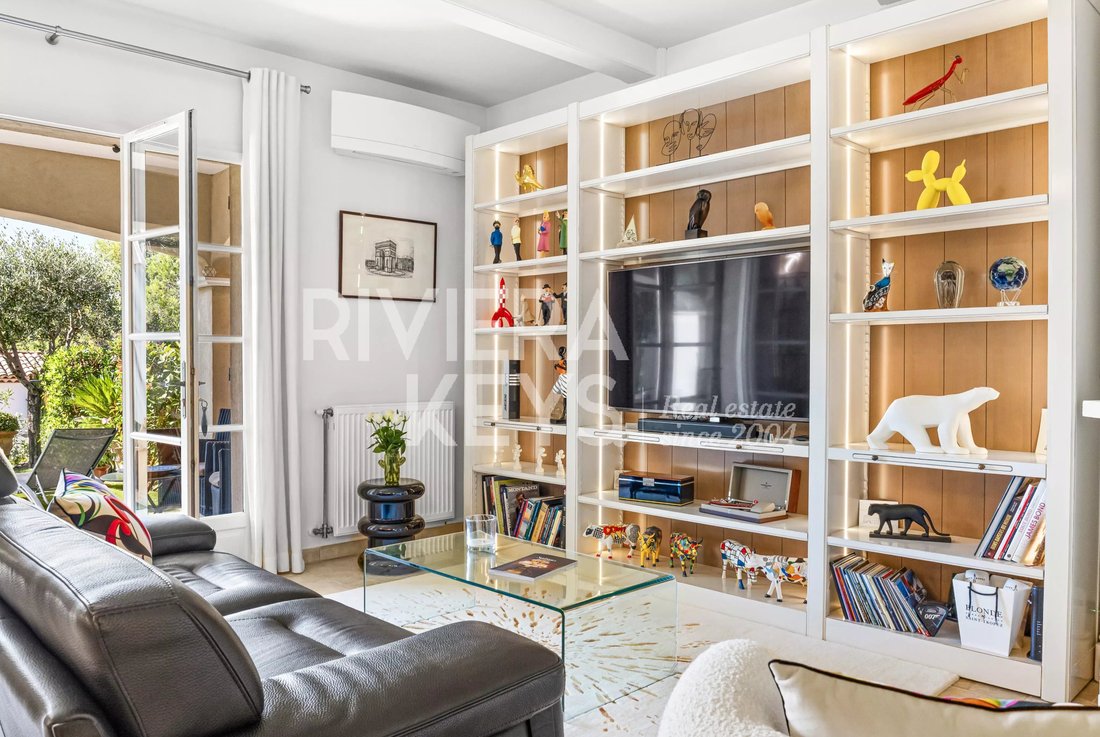 House in La Motte, Provence-Alpes-Côte d'Azur, France 2 - 18953050