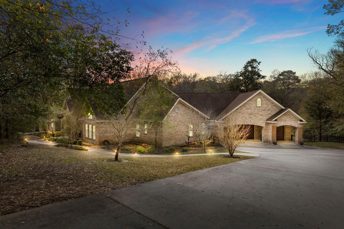 House in Conroe, Texas, United States 3 - 18953063