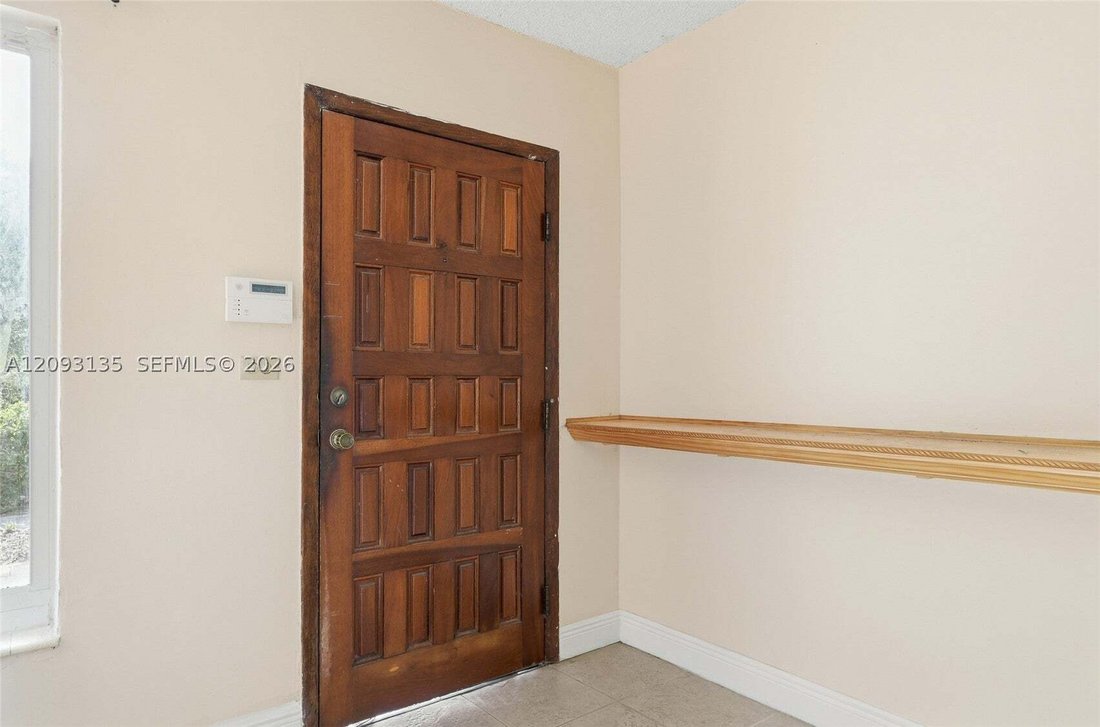 House in Miami, Florida, United States 4 - 18952681