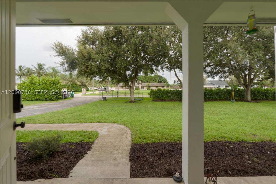 House in Southwest Ranches, Florida, United States 4 - 18952690