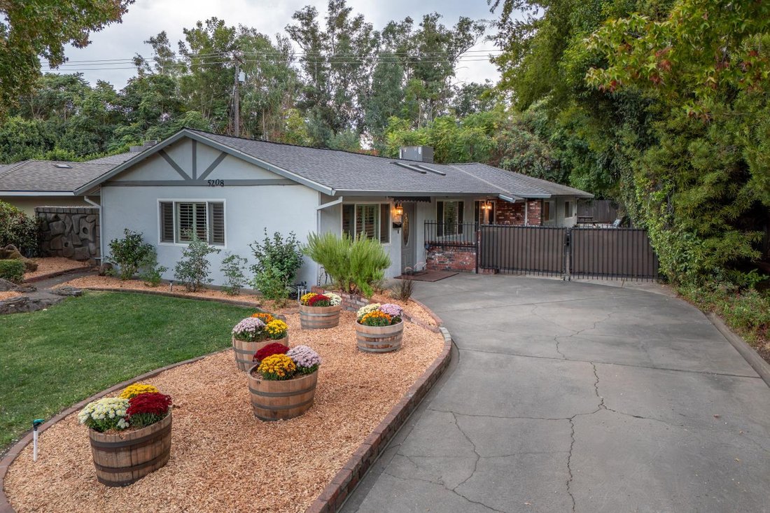 House in Sacramento, California, United States 1 - 18954084