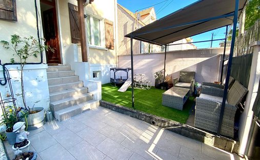 House in L'Union, Sartrouville, France 1