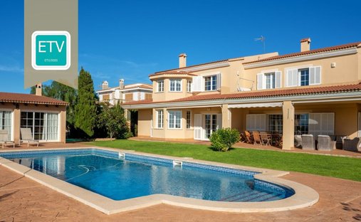 Villa in Llucmajor, Balearic Islands, Spain 1