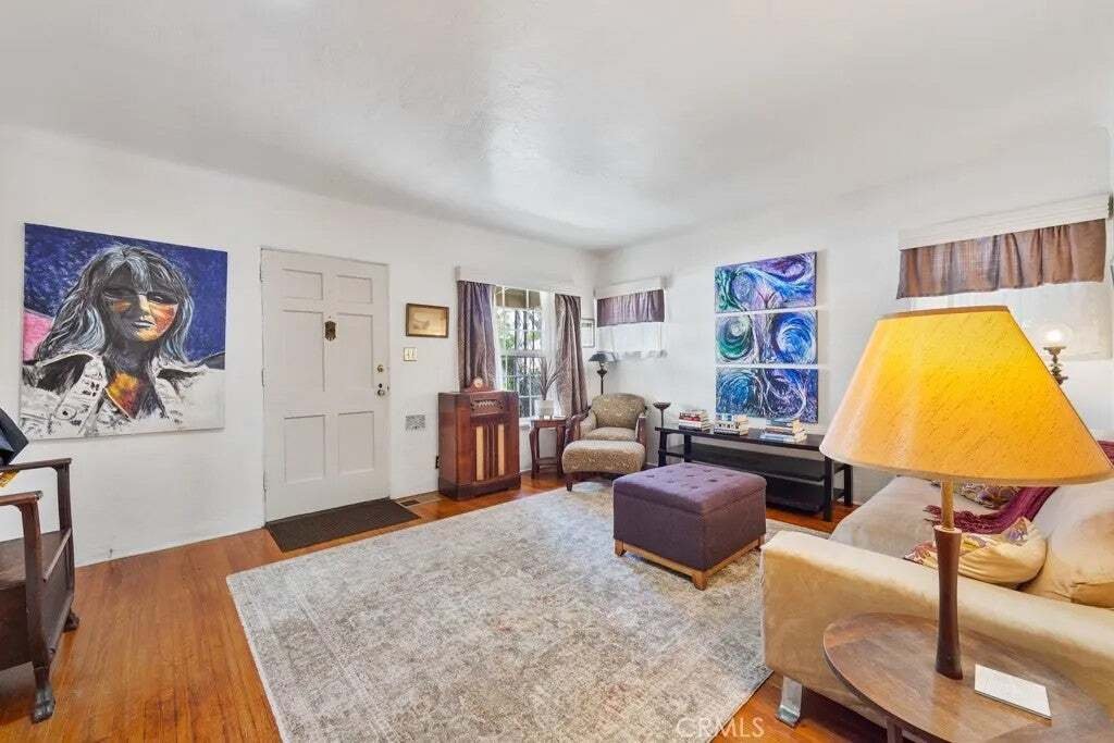 House in Signal Hill, California, United States 5 - 18953865