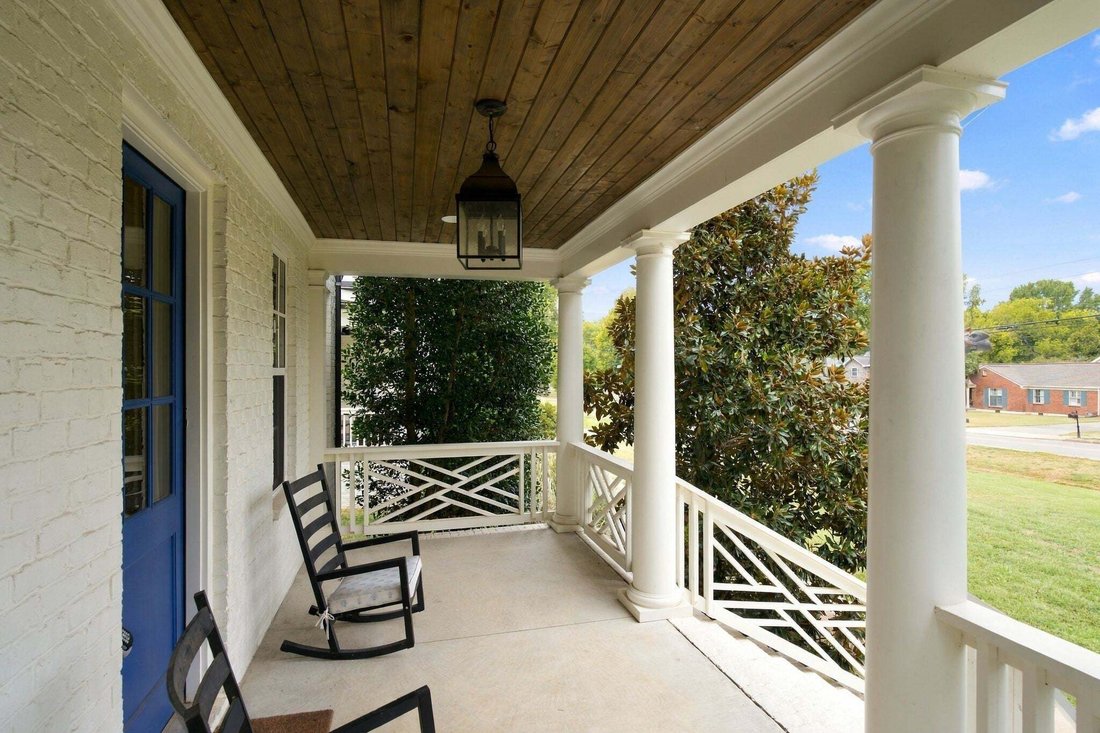 Co Op in Forest Hills, Tennessee, United States 5 - 18952750