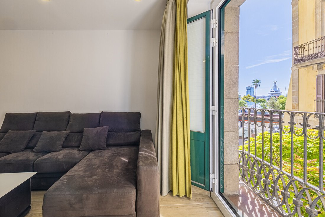 Apartment in Ciutat Vella, Barcelona, Spain 2 - 18473153