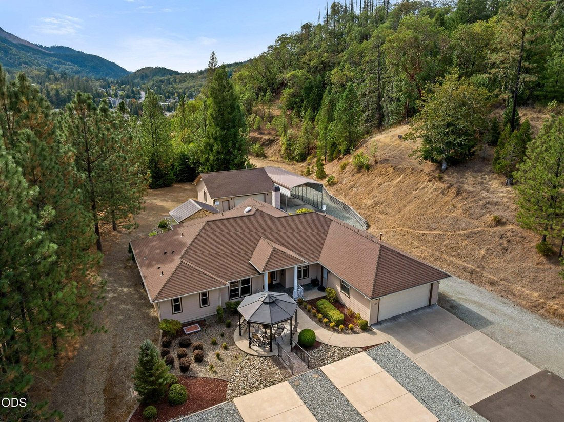 House in Canyonville, Oregon, United States 1 - 18952018