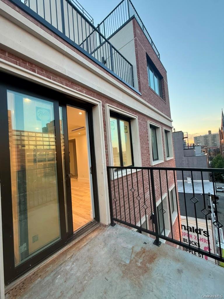 Condo in New York, New York, United States 3 - 18952389